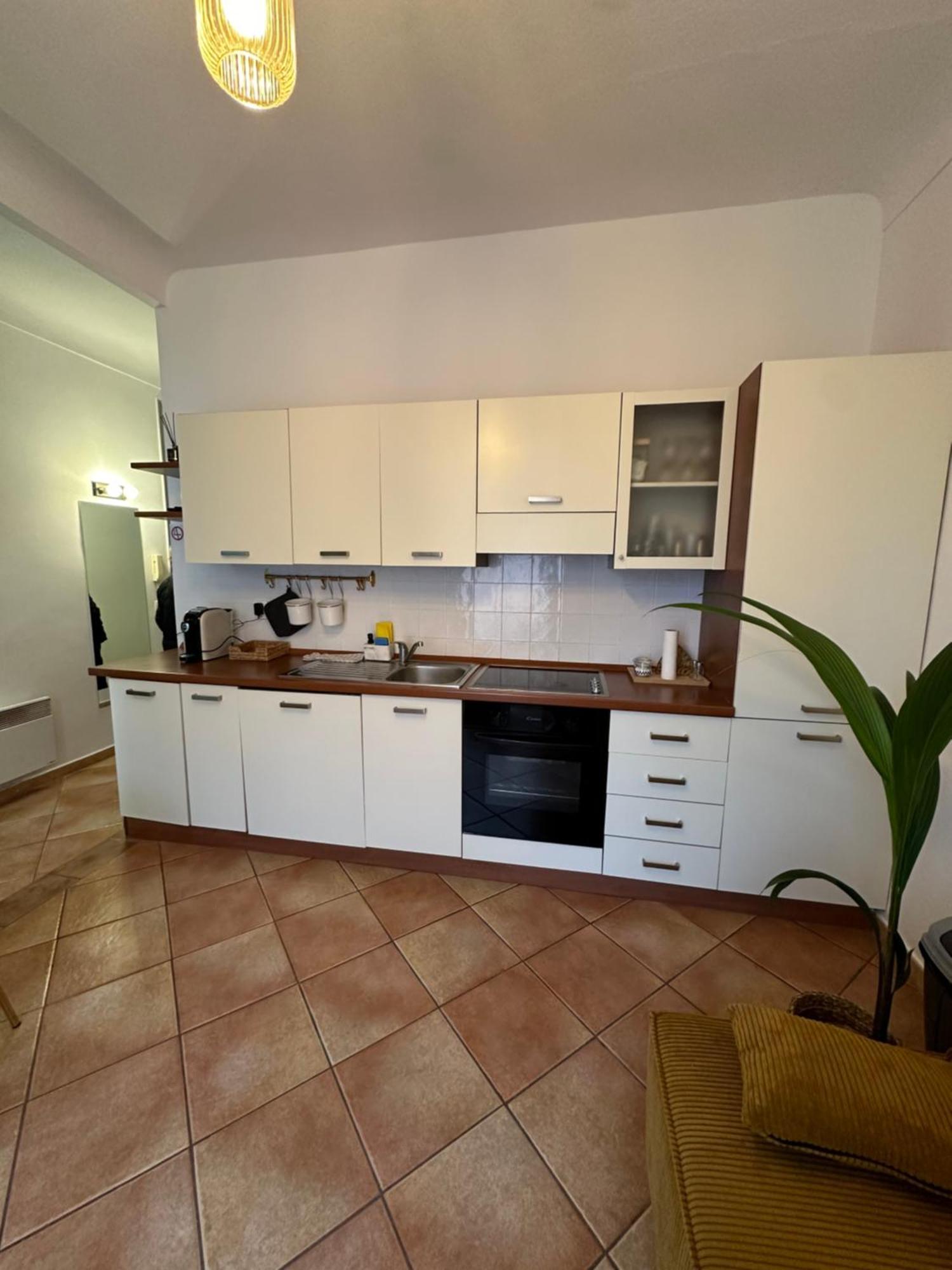 Villarey Home - Central Apartment In Мантон Екстер'єр фото